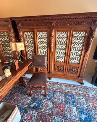 Studio in noce in legno