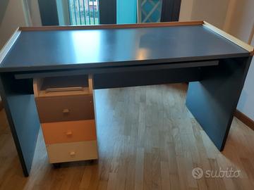 scrivania per ragazzo