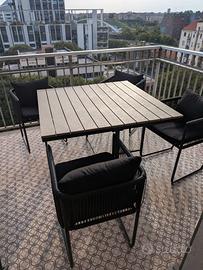 Set da esterno tavolo 110x110 +4 sedie con cuscino
