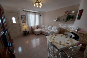 Casa a soli 10 km dal mare. Agosto disponibile