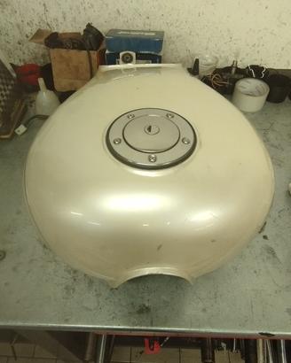 serbatoio benzina moto Guzzi 