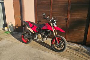 DUCATI HYPERMOTARD 698 RVE depo a libretto A2