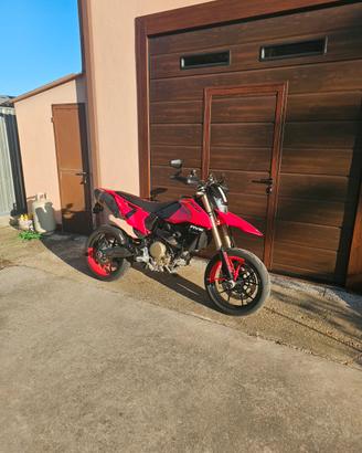 DUCATI HYPERMOTARD 698 RVE depo a libretto A2