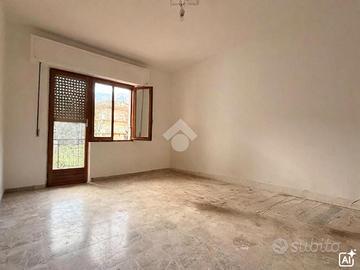 4 LOCALI A FOLIGNANO