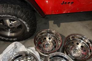 Cerche jeep tj 15