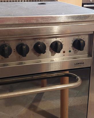 Cucina Lofra 5 fuochi gas inox con forno elettrico