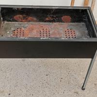 Barbecue carbonella per spiedi