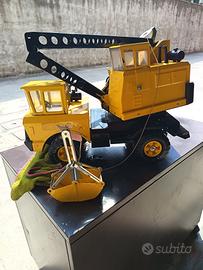 modellini di camion gru vintage 