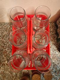 6 bottiglie di acqua con tappi da sughero inclusi