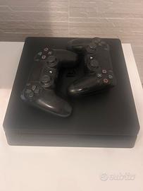 PlayStation 4 + 2 controller + 4 giochi
