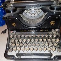 Macchina Olivetti M40