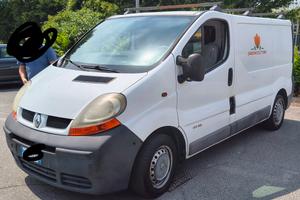 Renault trafic DC i 80