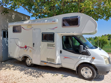 Camper 5,90mt Portamoto e bici FORD CHALLENGER