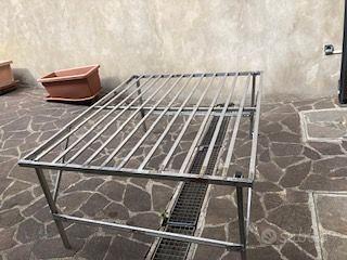 Cesti e tavolini