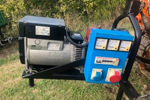 Gruppo elettrogeno per trattore