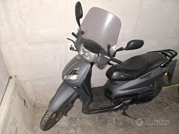 Scooter Peugeut Tweet 50