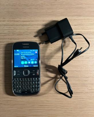Nokia Asha 302 QWERTY grigio scuro