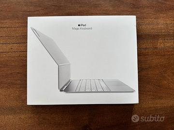 Apple Magic Keyboard per Ipad Pro M4 13"
