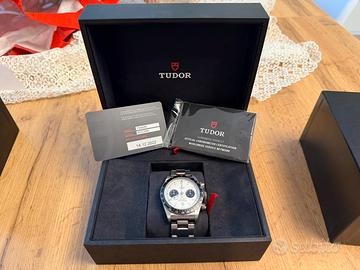 Tudor chrono black bay