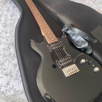 Chitarra elettrica ibanez con amplificatore e acce