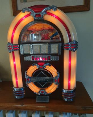 Jukebox vintage lettore cassette e radio AM/FM