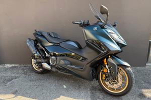 Yamaha TMAX 560 Tech max