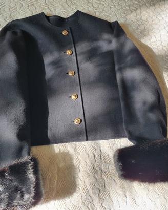 Bolero nero con risvolto maniche di visone