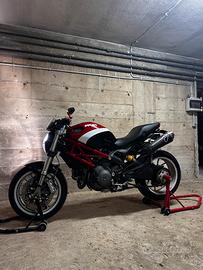 Ducati Monster 796 (Depotenziata A2 a libretto)