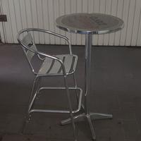 tavolini e sgabelli alluminio
