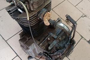 Motore suzuki djebel 600