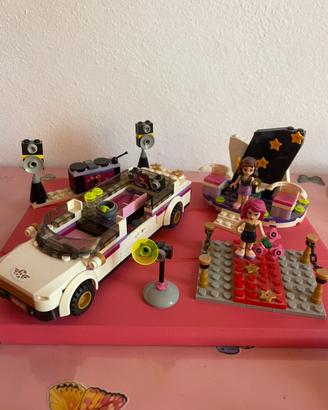 Lego friends cantante