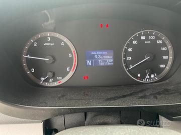 Hyundai H350 (SOLO COMMERCIANTI)