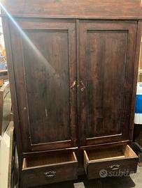 Armadio rustico in legno primi ’900 da restaurare