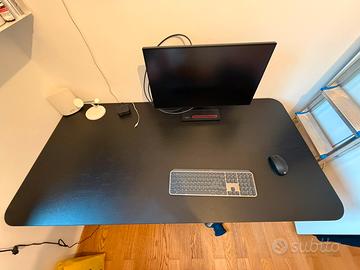 Scrivania Ikea Bekant nera