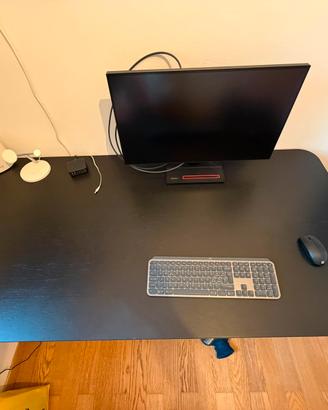 Scrivania Ikea Bekant nera