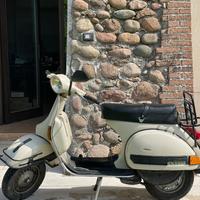 Vespa PX150E