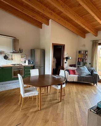 SORISOLE,ATTICO CON TRAVI A VISTA