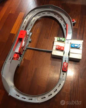 Pista auto Cars
