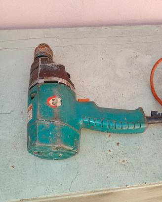 trapano blach decker  vecchio ma potentissimo 