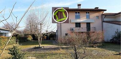 Casa Bifamiliare