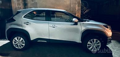 Toyota Yaris Cross Grigia 2022