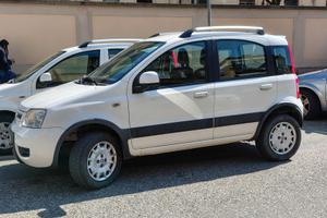 Panda climbing 4x4 2011