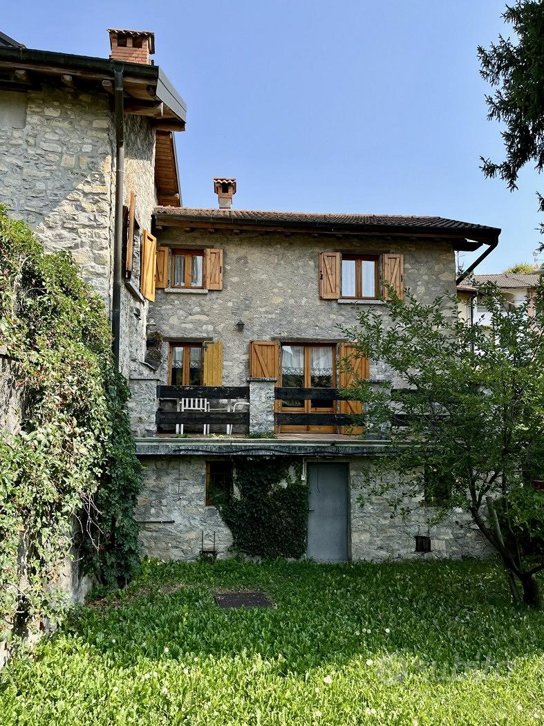 Casa – Pellio Superiore, Como - Vista 3