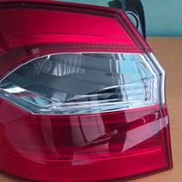 Faro posteriore sinistro per Kia Rio III