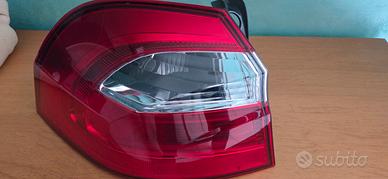 Faro posteriore sinistro per Kia Rio III