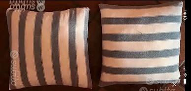 Cuscini a righe