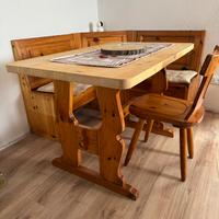 Tavolo panca e sedia stile tirolese