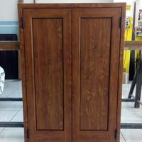 Portelloni in alluminio chiusi a doghe verticali