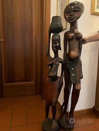 statue in legno della fertilità