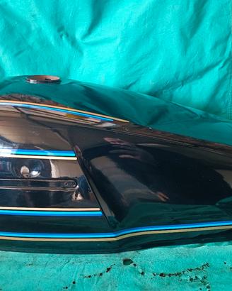 serbatoio Suzuki GS 750 anni 70